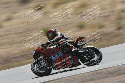 media/Apr-20-2025-AHRMA (Sun) [[393a79c373]]/Race/Group 10/Turn 4b/